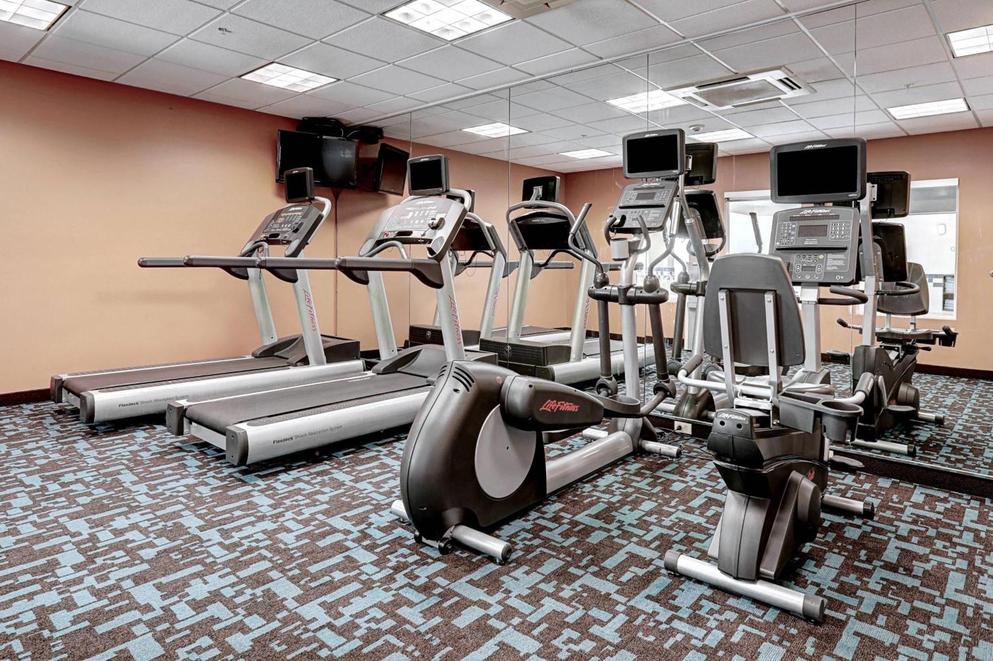Fairfield Inn & Suites By Marriott Edison - South Plainfield מראה חיצוני תמונה