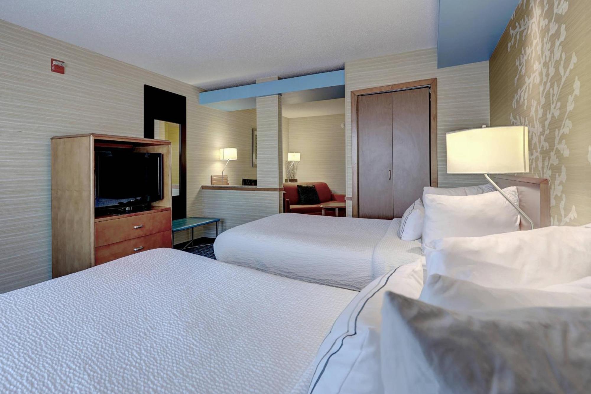 Fairfield Inn & Suites By Marriott Edison - South Plainfield מראה חיצוני תמונה