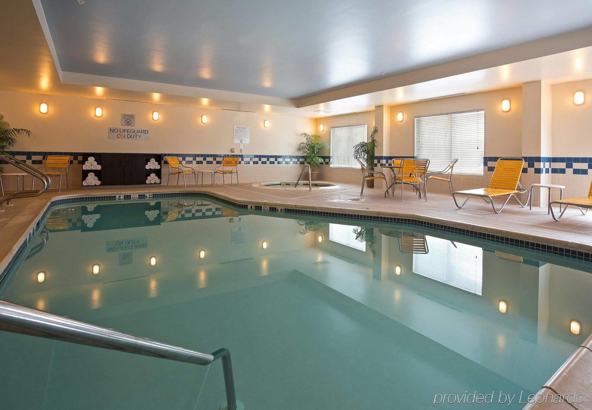 Fairfield Inn & Suites By Marriott Edison - South Plainfield מראה חיצוני תמונה